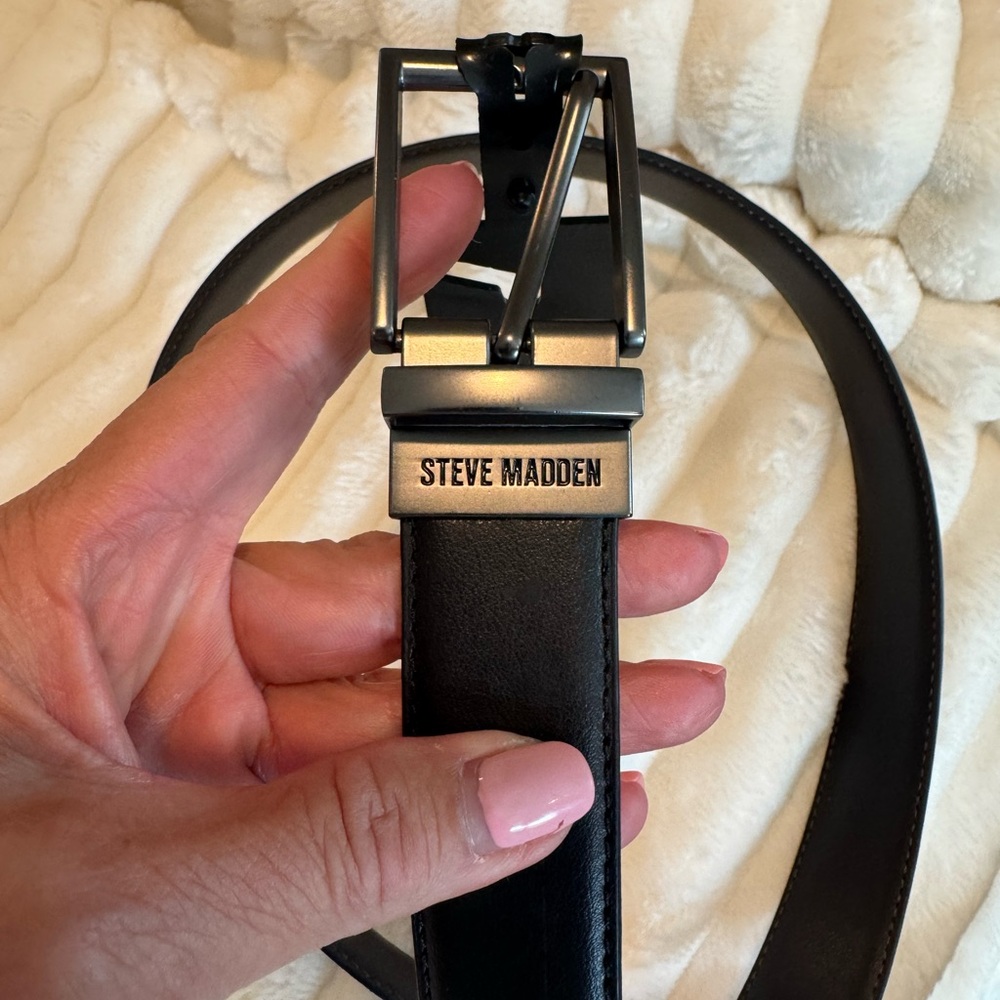 Steve Madden Men's Casual Leather Belt Black/Brown 42 Inch NEW